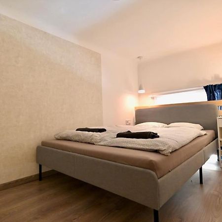 Cute Gallery Flat In Kiraly Street Budapest Exterior foto