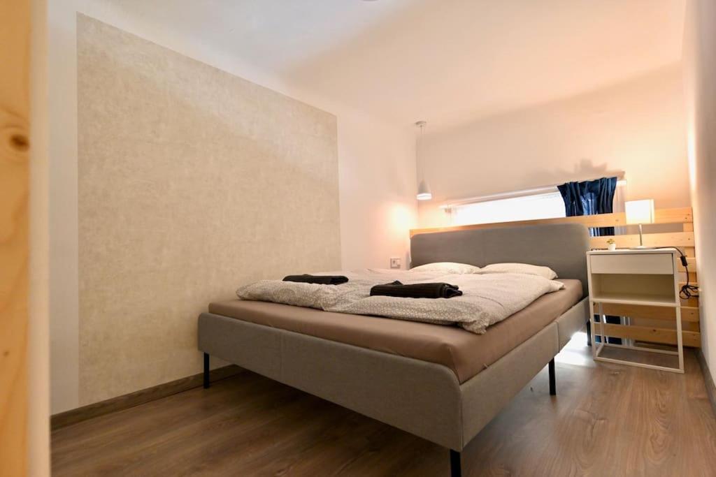 Cute Gallery Flat In Kiraly Street Budapest Exterior foto